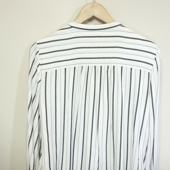 Gap Striped Shirt - Picture 4 of 8